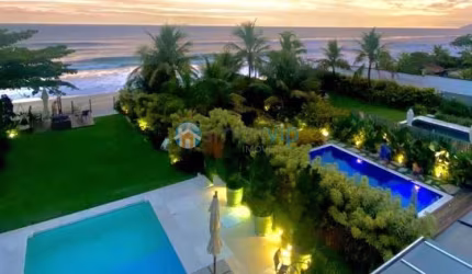 Maravilhosa Casa com 5 suítes em MARESIAS de Frente para o mar - Cond. Pé na Areia - Alto Padrão - piscina privativa, Ar condicionado, Area Gourmet até 12 pessoas.