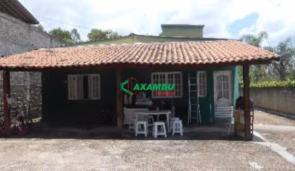 Casa para locação em Jundiaí-SP, Terras de São Francisco: 2 quartos, 2 salas, 1 banheiro, 6 vagas, 110m². Alugue já!