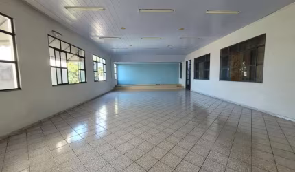 Imóvel Comercial para Venda em Vitória, São Cristóvão, 1 dormitório, 2 banheiros