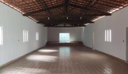 Imóvel Comercial para Venda em Picos, Bomba, 2 banheiros, 2 vagas