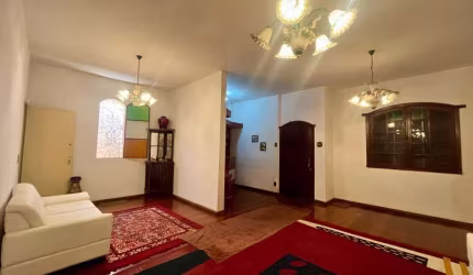 Casa para Venda em Belo Horizonte, Cruzeiro, 5 dormitórios, 2 suítes, 4 banheiros, 2 vagas