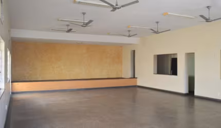 Ponto Comercial para Venda em São Gonçalo, Trindade, 1 dormitório, 2 banheiros