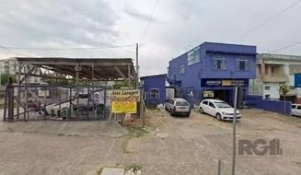 Terreno localizado no bairro Vila Jardim, medindo 21,80 m por 30 m totalizando 654 m². Localizada na Avenida Saturnino de Brito e próximo a academias, bares, lancherias, supermercados, shoppings, parq
