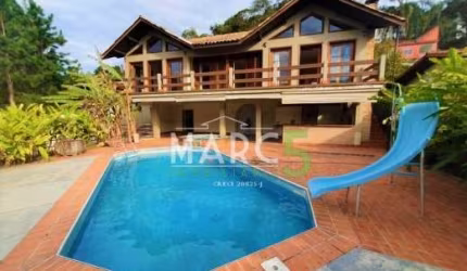 Casa em condomínio fechado com 5 quartos para alugar na Avenida Bartira, Arujázinho I, II e III, Arujá, 500 m2 por R$ 11.000