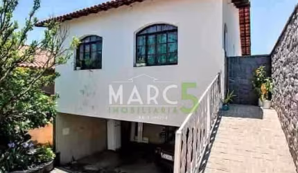 Casa com 3 quartos à venda na Rua Justino de Jesus Gomes, Vila Pilar, Arujá, 100 m2 por R$ 850.000