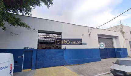 Galpão com 1.948m²