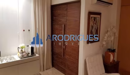 Apartamento à venda no Jardim Apipema, 250 m² em área útil, 4 suítes amplas!