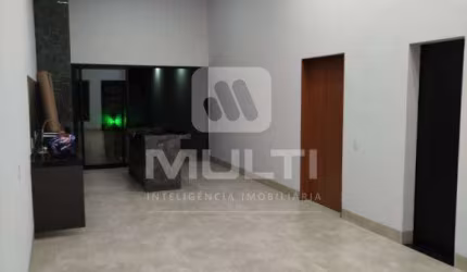 Casa com 3 quartos à venda no Aclimação, Uberlândia  por R$ 1.100.000