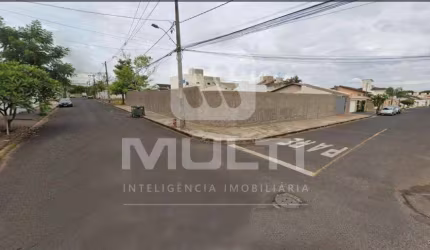 Terreno à venda no Alto Umuarama, Uberlândia  por R$ 1.100.000
