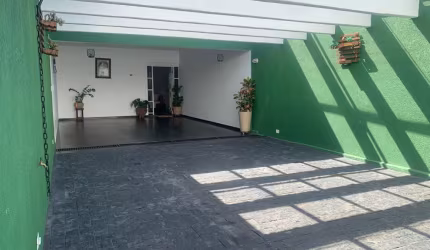 MARAVILHOSA casa TÉRREA para locação 274 m² 3 suítes PISCINA, ESPAÇO GOURMET e SALÃO DE JOGOS