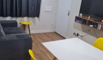 ÓTIMA casa TÉRREA no Condomínio BELLA VISTA para venda tem 43 m² com 2 quartos no Jardim Layr