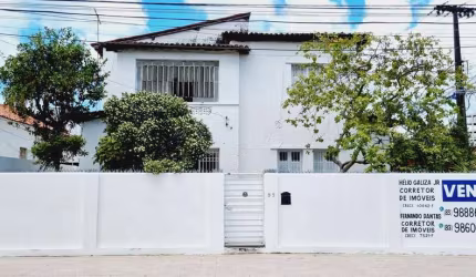 Vendo Casa para Moradia ou Comércio na Melhor Localização de Tambiá, João Pessoa - PB