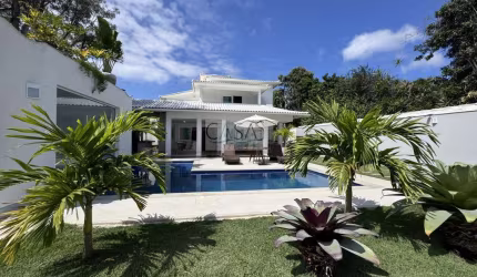 Alugo Temporada Linda casa 7 quartos na Praia de Geribá Armação dos Búzios