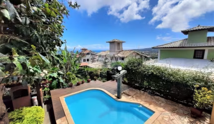 Excelente casa 5 quartos dentro de condomínio em Geribá Armação de Búzios