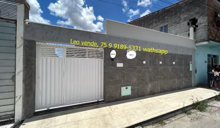 Linda casa bairro Feira 9, 3 suítes, closet e goumert