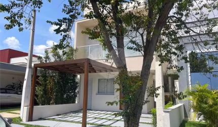 Condomínio com 3 quartos à venda ou para locação em Parque Residencial Indaiá - SP