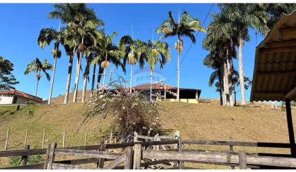 BELA FAZENDA EM LIMA DUARTE