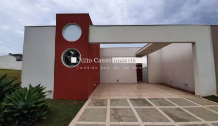 Casa a venda com 3 quartos, 1 suíte no Condomínio Lago da Serra - Araçoiaba da Serra SP