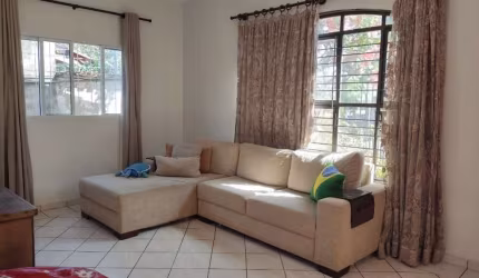 Casa Térrea 3 Quartos, 2 Suítes, Jardim América