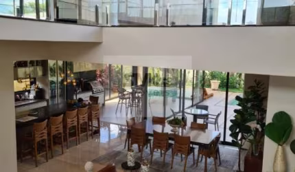 CASA SOBRADO BUGANVILE JARDIM OLHOS DAGUA
