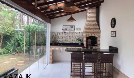 Comprar/vendo/ alugo: Casa para venda ou locação, sobrado de esquina, no condomínio Chácara das Palmeiras Imperiais, Medeiros, Jundiaí.