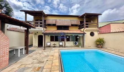Casa para venda em Colubande de 290.00m² com 4 Quartos, 3 Suites e 3 Garagens