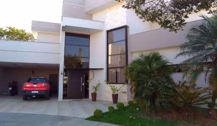 Casa para venda em Chácaras Reunidas São Jorge de 277.40m² com 3 Quartos, 3 Suites e 4 Garagens
