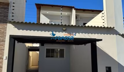 Sobrado para venda em Vila Carmela I de 100.00m² com 3 Quartos, 1 Suite e 4 Garagens