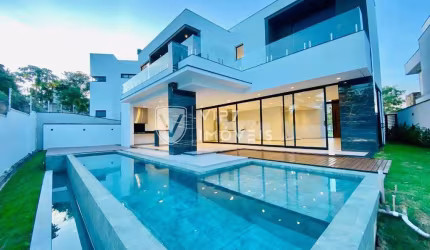 Casa para venda em Alphaville Nova Esplanada de 406.00m² com 4 Quartos, 4 Suites e 6 Garagens