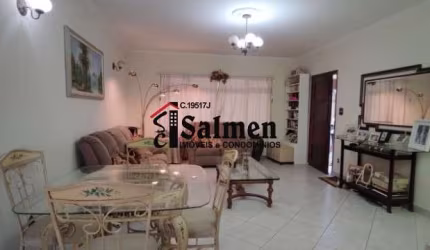 Casa para venda em Jardim Vila Galvão de 197.50m² com 3 Quartos, 1 Suite e 2 Garagens