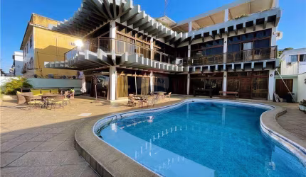 Casa para venda em Jardim Guanabara de 971.00m² com 9 Quartos, 1 Suite e 6 Garagens