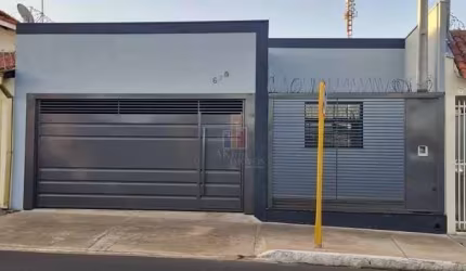 Casa para venda em Vila Falcão de 30.00m² com 2 Quartos, 1 Suite e 2 Garagens