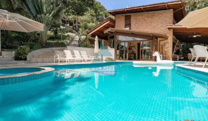 Casa para venda em Recanto Da Lagoinha de 1875.00m² com 4 Quartos, 4 Suites e 3 Garagens