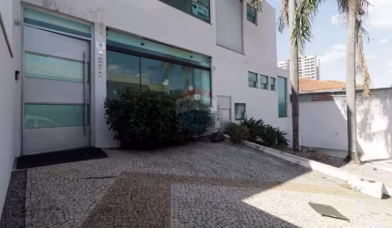 Sala Comercial para alugar em Centro de 372.00m² com 3 Garagens