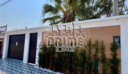 Casa para venda em Real de 177.00m² com 3 Quartos, 1 Suite e 3 Garagens