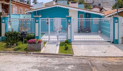 Casa para venda em Jardim Floresta de 193.97m² com 4 Quartos, 1 Suite e 2 Garagens