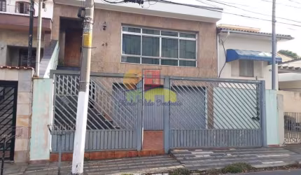 Sobrado para venda em Rudge Ramos de 256.00m² com 3 Quartos, 1 Suite e 6 Garagens