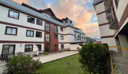 Cobertura para venda em Itaipava de 93.00m² com 2 Quartos, 1 Suite e 2 Garagens