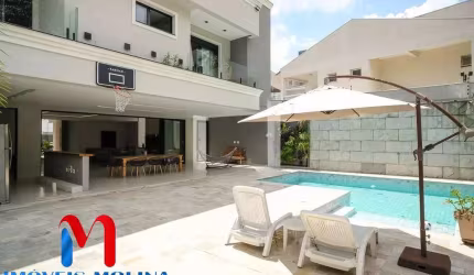 Sobrado para venda em Jardim São Caetano de 607.00m² com 7 Quartos, 5 Suites e 8 Garagens
