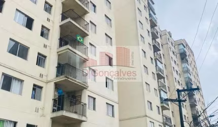 Apartamento para alugar em Centro de 61.00m² com 3 Quartos e 1 Garagem