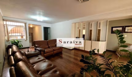 Sobrado para venda em Vila Valparaíso de 296.00m² com 3 Quartos e 6 Garagens