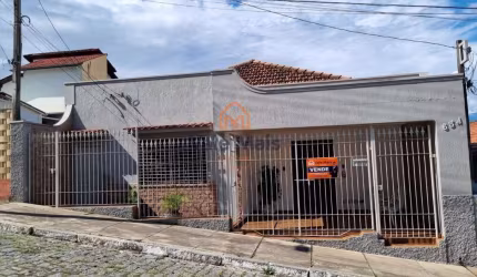 Casa para venda em Centro de 167.00m² com 4 Quartos e 1 Suite