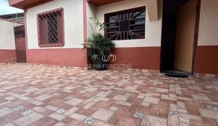 Casa para venda em Vila Rezende de 250.00m² com 3 Quartos, 1 Suite e 3 Garagens