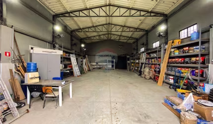 Galpão / Depósito / Armazém para venda em Jardim Nossa Senhora Aparecida de 299.00m² com 10 Garagens