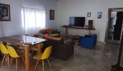 Casa para venda em Guaiúba de 140.00m² com 4 Quartos, 2 Suites e 2 Garagens