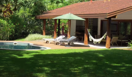 Casa de Condomínio para venda em Caçandoca de 308.00m² com 5 Quartos, 5 Suites e 5 Garagens