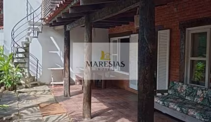 Casa para venda em Barra Do Sahy de 400.00m² com 3 Quartos, 1 Suite e 3 Garagens