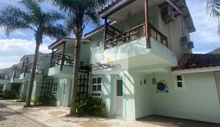 Casa para venda em Camburi de 170.00m² com 4 Quartos, 2 Suites e 2 Garagens