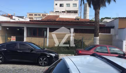Casa para venda em Centro de 265.00m² com 3 Quartos e 5 Garagens