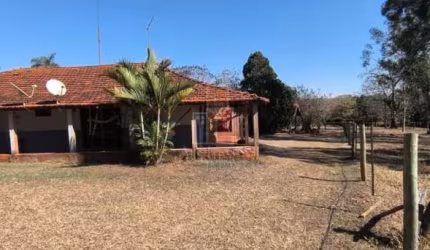 Chácara para venda em Área Rural De Arealva de 185.00m² com 3 Quartos
